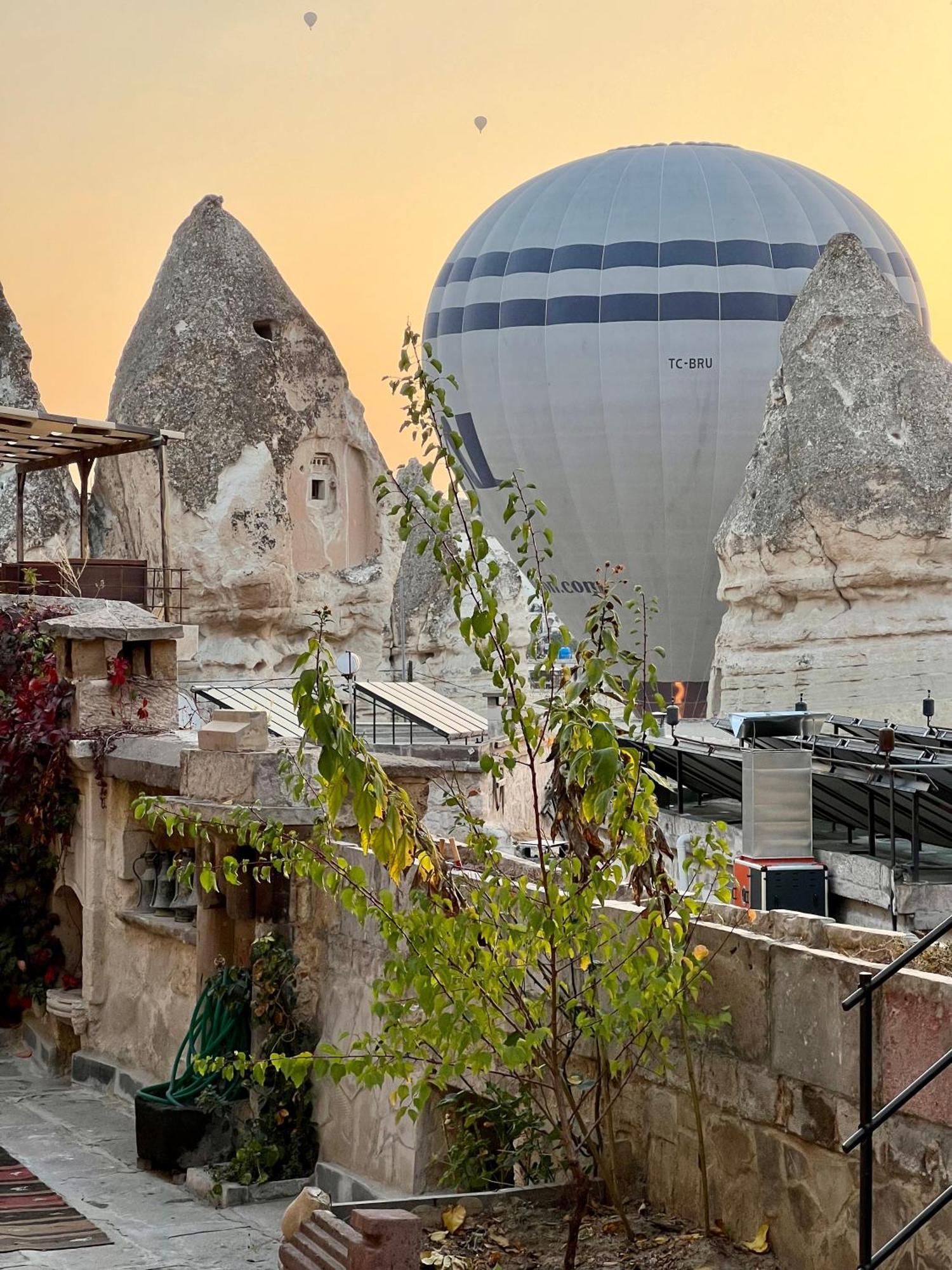 Bed and Breakfast Naraca Cave House Гореме Экстерьер фото